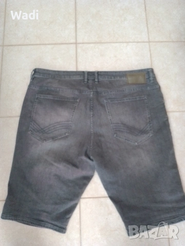 Дънкови шорти , снимка 4 - Къси панталони - 54227444