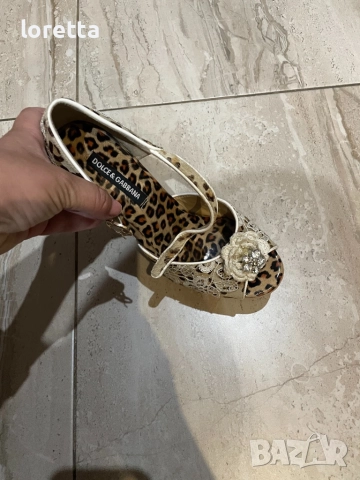 Louis Vuitton обувки зебра , снимка 2 - Дамски обувки на ток - 51705830