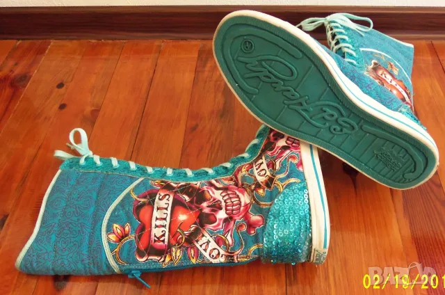 Ed Hardy оригинални дамски кецове UK7,5 /41, снимка 5 - Кецове - 56188081