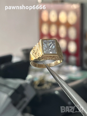 Златен пръстен 14 карата , снимка 3 - Пръстени - 52152176