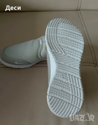 Дамски маратонки Nike., снимка 8 - Маратонки - 56493024