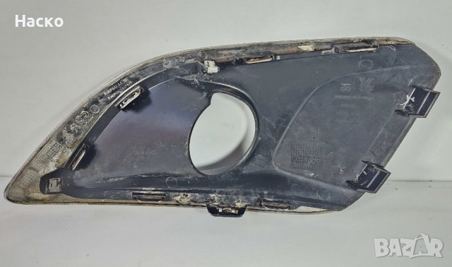 Дясна Капачка Дясно Капаче Десен Капак Розетка Халоген Пежо 5008 Peugeot 5008 2009-2017г, снимка 2 - Части - 52507316