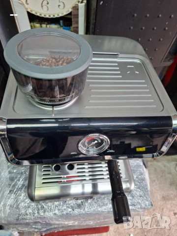  Beem Espresso Grind Profession с вградена мелачка и ръкохватка, снимка 10 - Кафемашини - 54361645