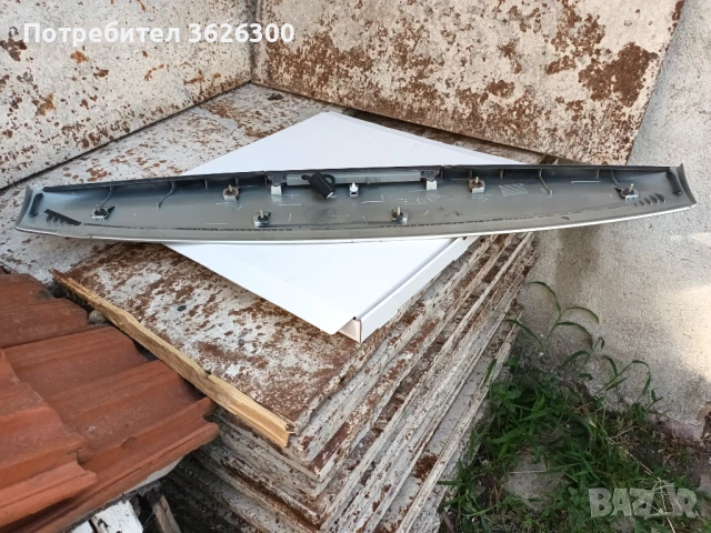 Спойлер за Тойота Авенсис Т25 , снимка 2 - Части - 51369834