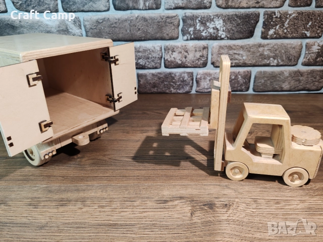 Комплект дървени модели - Мотокар и Хладилен камион – Craft Camp, снимка 3 - Коли, камиони, мотори, писти - 52739378
