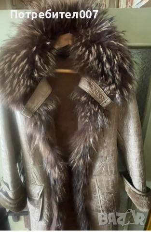 Палто- естествена кожа и гарнитура от лисица 