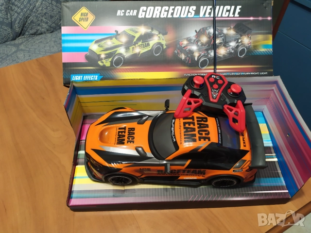 Спортна кола с дистанционно управление , снимка 3 - Коли, камиони, мотори, писти - 52664584
