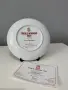 Колекционерска чиния Ливърпул – Liverpool Treble Winners 2001 (Danbury Mint) + Сертификат

, снимка 2