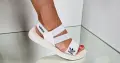 Дамски сандали Adidas в бяло, снимка 1
