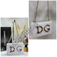 Луксозна дамска чанта Dolce&Gabbana код VL210, снимка 1 - Чанти - 39558829