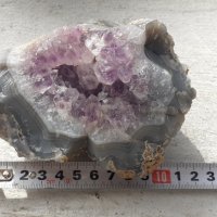 Камък минерал скала Аметист голям, снимка 2 - Антикварни и старинни предмети - 35211034