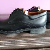 Нови дамски обувки от естествена кожа за дами в униформа , снимка 1 - Дамски ежедневни обувки - 30184113