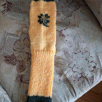 Ръчно плетени дамски чорапи  размер 40, снимка 4 - Дамски чорапи - 44697165
