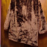 Дамско палто Lorenzo Cabrini, снимка 2 - Палта, манта - 39126733
