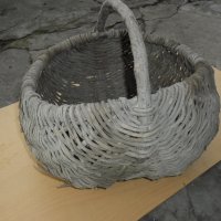 Старинна плетена кошница, снимка 8 - Антикварни и старинни предмети - 31752470