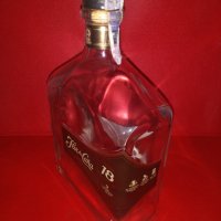 Красива бутилка / графа / Flor de Caña 18 Years Old 1L, снимка 4 - Буркани, бутилки и капачки - 39399608