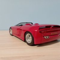  Ferrari Mython 1:18  Revell , снимка 3 - Колекции - 44412590