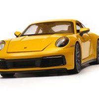 Porsche 911 Carrera 4S -  мащаб 1:24 на Welly моделът е нов в кутия, снимка 2 - Колекции - 42703920