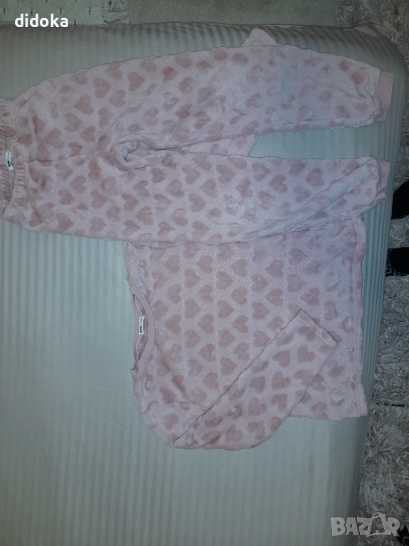 Топла пижама на сърчица , снимка 1