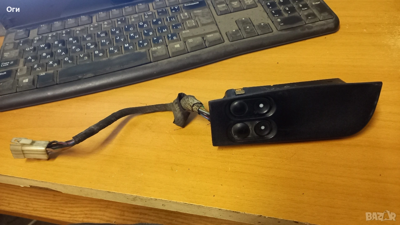 Бутони ел.стъкла за Опел Астра F 90 383 584, снимка 1