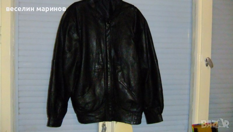 Продавам черно дамско кожено яке 38 номер, снимка 1