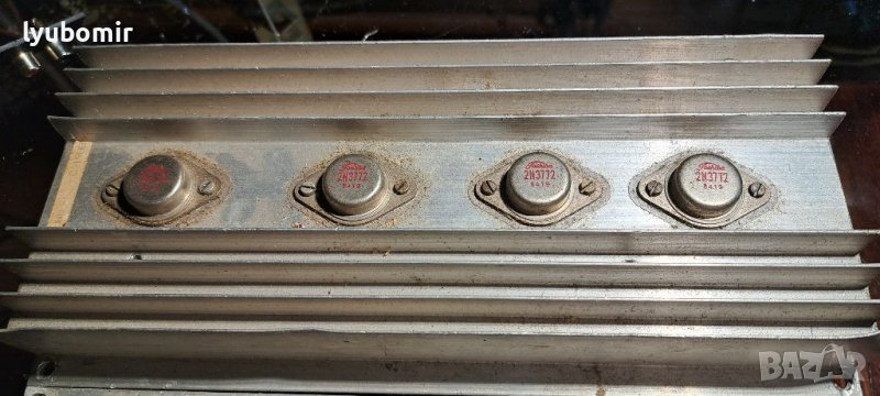 Радиатори с работещи транзистори, снимка 1