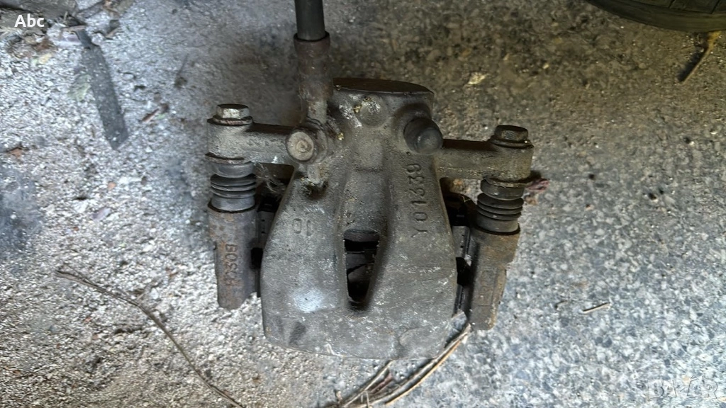 Заден ляв Апарат за Тойота Авенсис , снимка 1