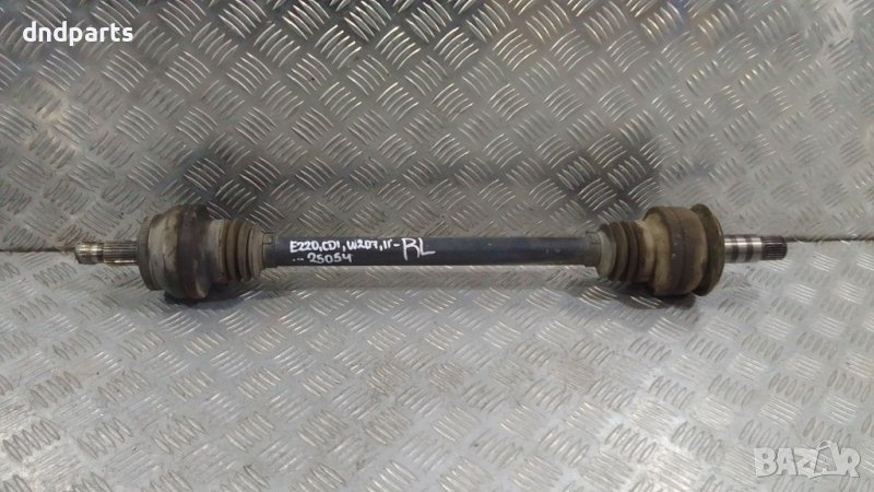 Полуоска Mercedes E220 CDI W207 2011г.(задна лява)	, снимка 1