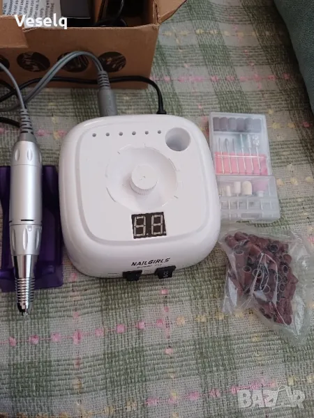 Продавам професионална електрическа пила , снимка 1