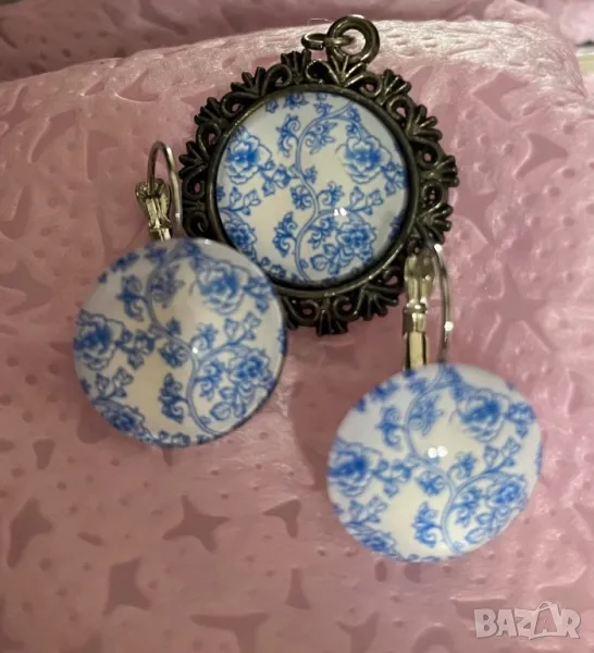Обеци и медальон ръчна изработка, снимка 1