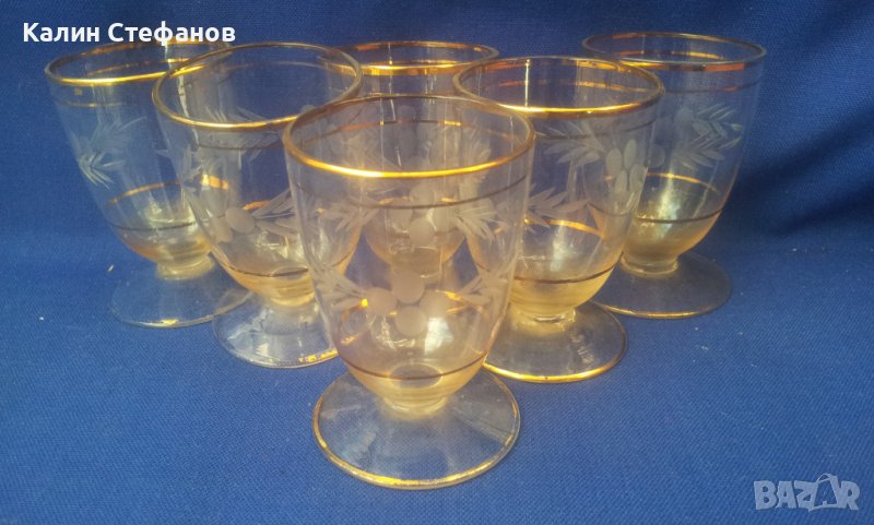 Ретро ракиени чашки, ръчна гравюра, златни кантове, столче – 6 бр сервизче, снимка 1