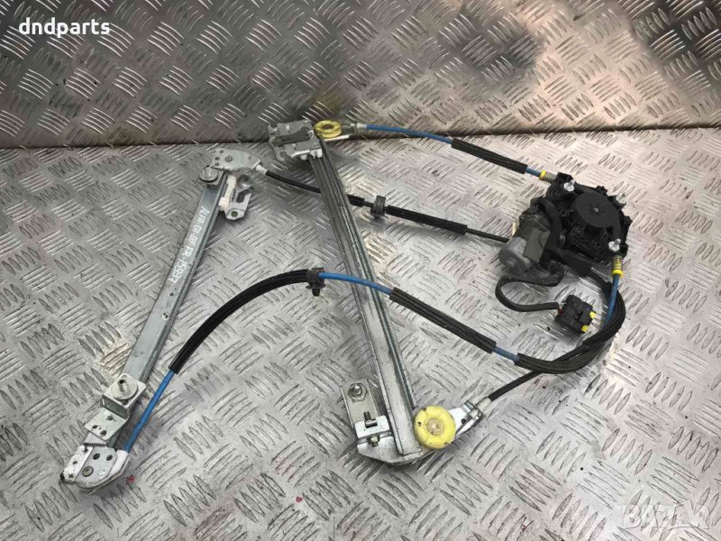 Преден десен стъклоповдигач Alfa Romeo GT,2003г., снимка 1