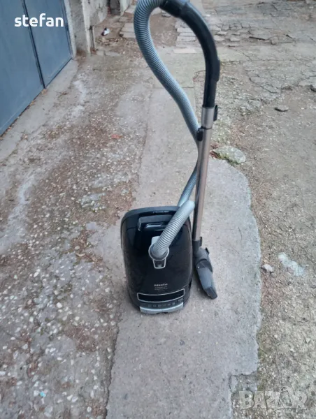 Прахосмукачка Миеле С3, снимка 1