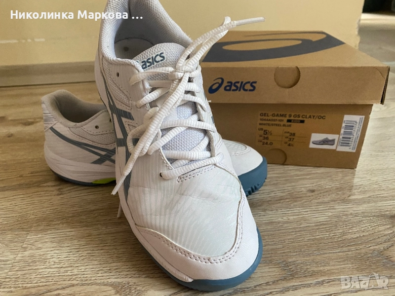 Детски маратонки за зала Asics, снимка 1
