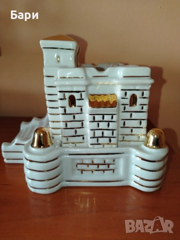 Рядка порцеланова мастилница Баба Вида/Видин с позлата, снимка 5 - Колекции - 52138537