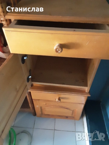 Нощни дървени шкафове, снимка 3 - Шкафове - 53070382