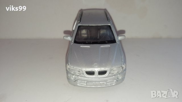 Метална количка BMW X5 Maisto Мащаб 1:42, снимка 6 - Колекции - 42428074