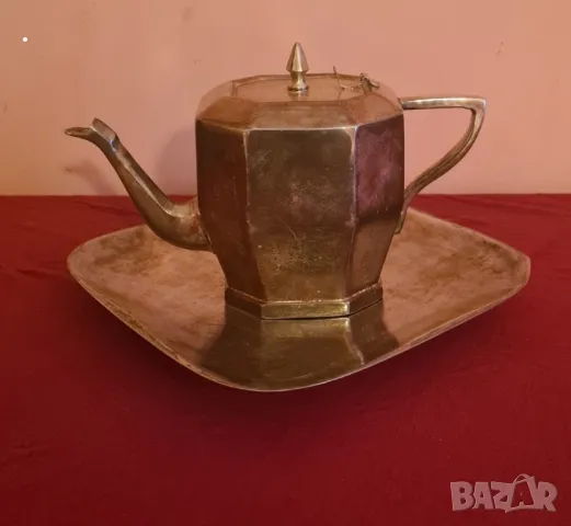 Сребърен чайник с табла 