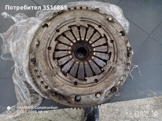 Демпферен маховик и съединител LUK - комплект за тойота RAV 4 2000-2006г.