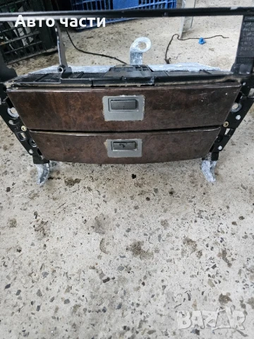 Дървена тава за съхранение на място за централната конзола на BMW 745Li E65 2002-2005 OEM