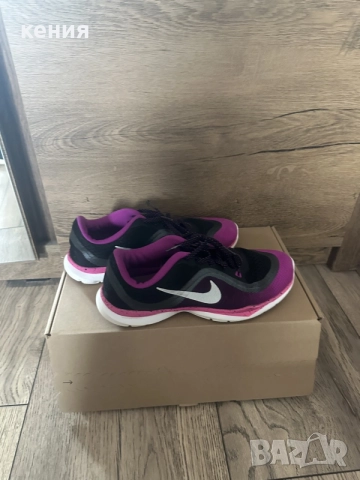 оригинални маратонки Nike 