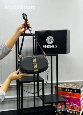 Versace дамски чанти Различни цветове , снимка 4 - Чанти - 48459025
