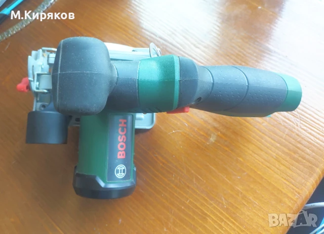 Акумулаторен циркуляр Bosch UniversalCirc 12, снимка 3 - Винтоверти - 50624840