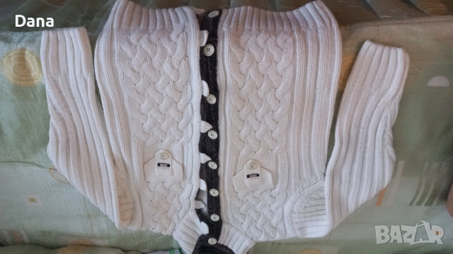 Мъжка вълнена жилетка , снимка 2 - Пуловери - 52216768