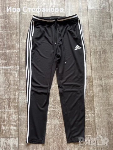 Ново спортно класическо долнище 100 % оригинал Adidas Адидас