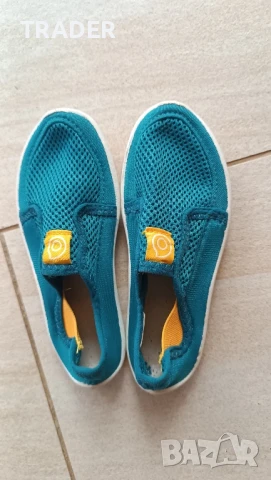 детски аква обувки decathlon, дължина на стелката 17.5 см, снимка 2 - Детски маратонки - 49986385