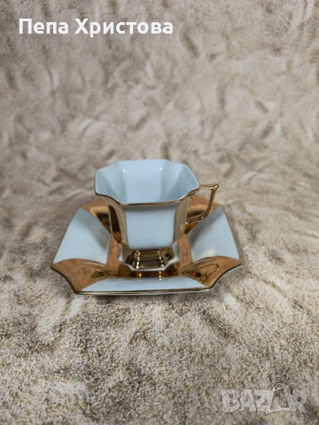 Чаша за кафе (демитасе) от чехословашки син порцелан Haas and Czjzek