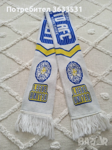 Оригинален футболен шал на Лийдс Юнайтед Leeds United