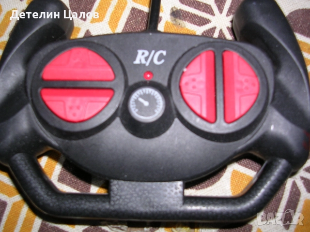 Два броя дистанционно за радиоуправляеми коли автомобили джипчета, снимка 4 - Електрически играчки - 52906651
