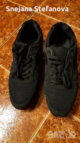 Черни обувки, снимка 3 - Дамски ежедневни обувки - 29235379